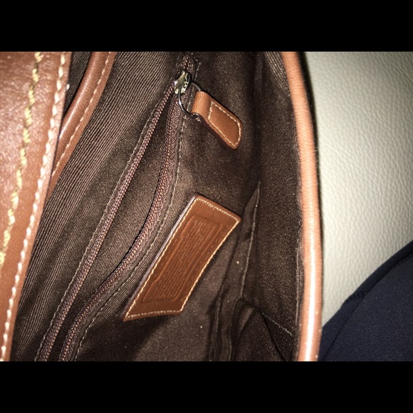 Coach Signature Logo Purse Brown Tan Snap Closure - Picture 6 of 8
